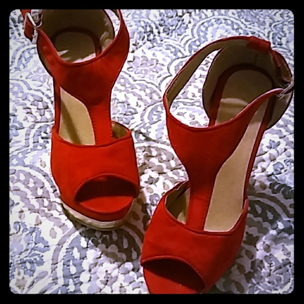 Red/Gold swede heels